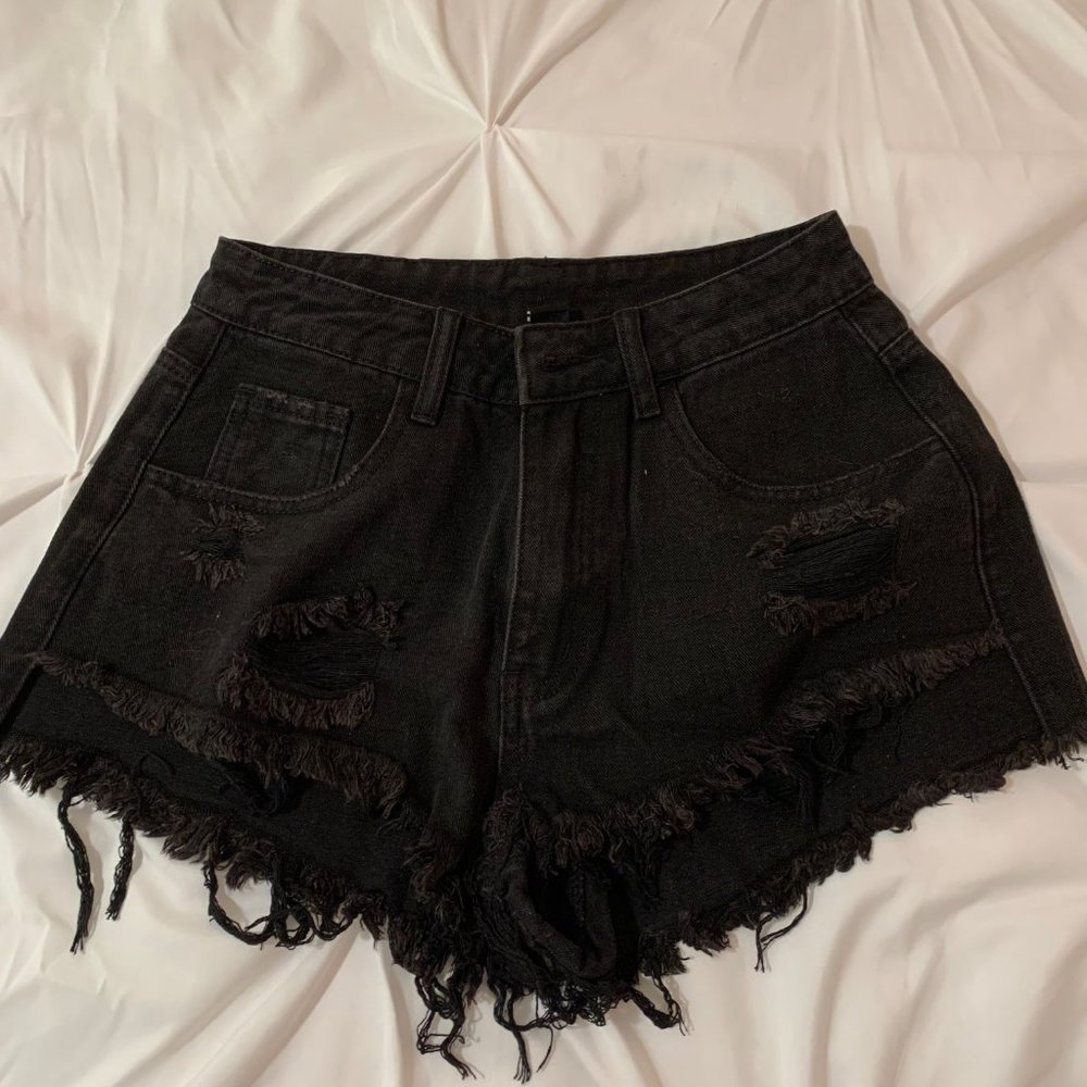 SHEIN SXY BLACK JEAN SHORTS Size S